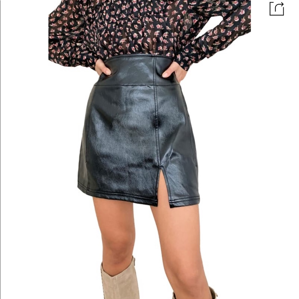 Free people Holding Onto A Dream Mini Skirt-black